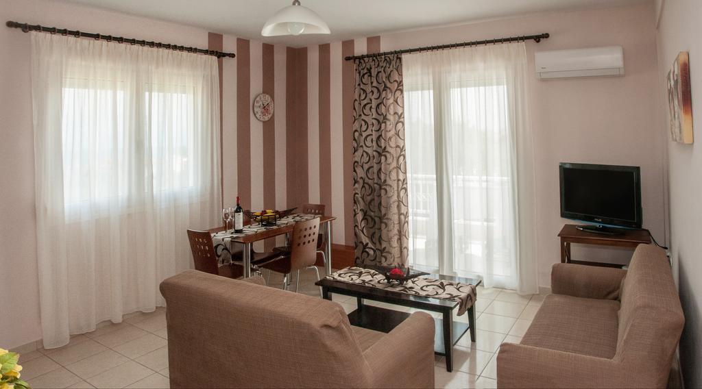 Second Home Skala Sotiros Habitación foto